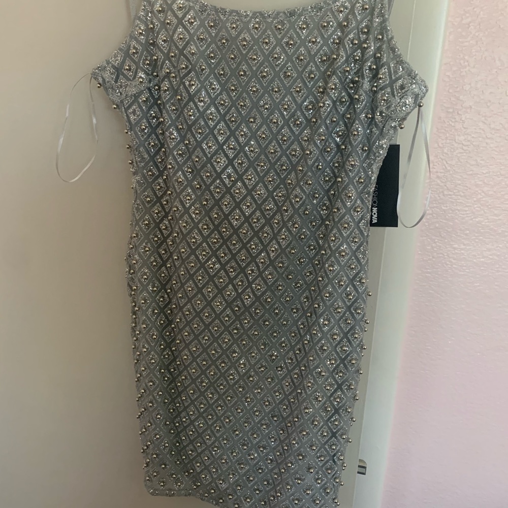 Silver pearl & glitter dress - Picture 2 of 3